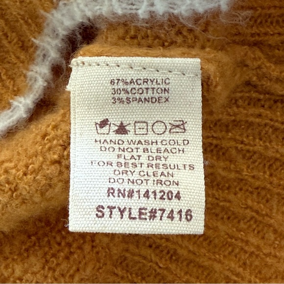 Hem & Thread Boho Scalloped‎ Loose Knit V-Neck Sweater Gold Medium - Picture 9 of 10